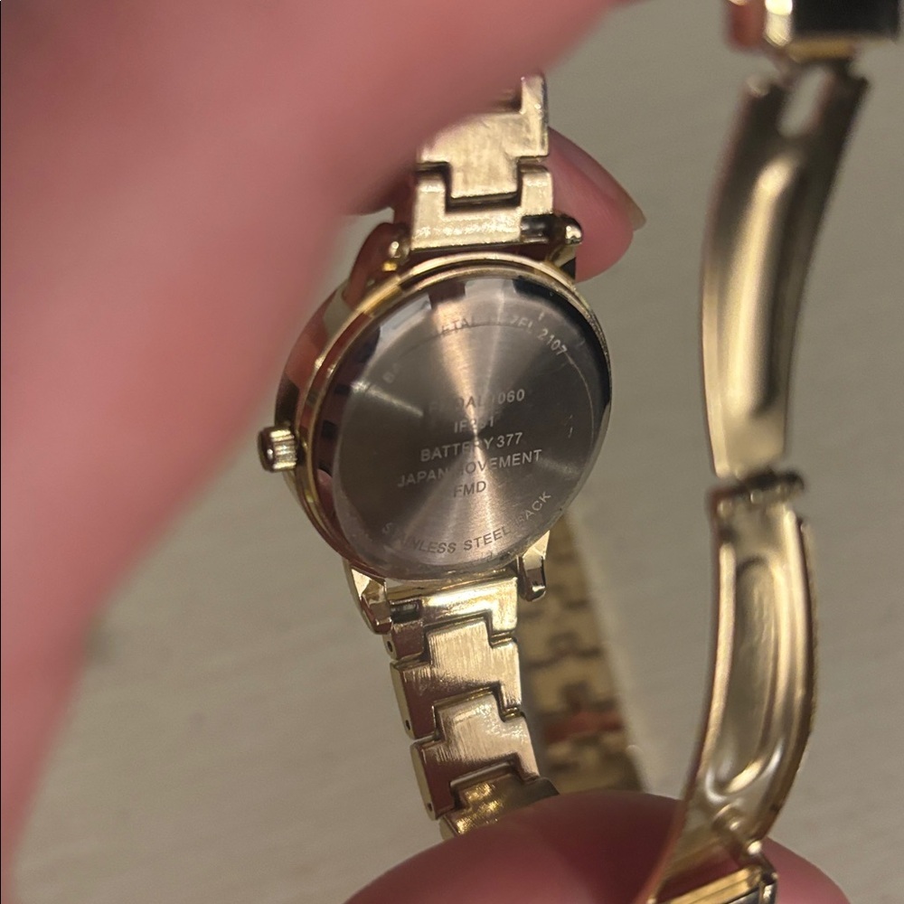 Set of 2 gold tone watches one is Anne Klein and one is a Walmart watch - Picture 6 of 8